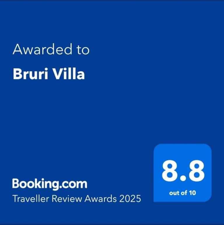 Bruri Villa Alor Kecil Exterior foto